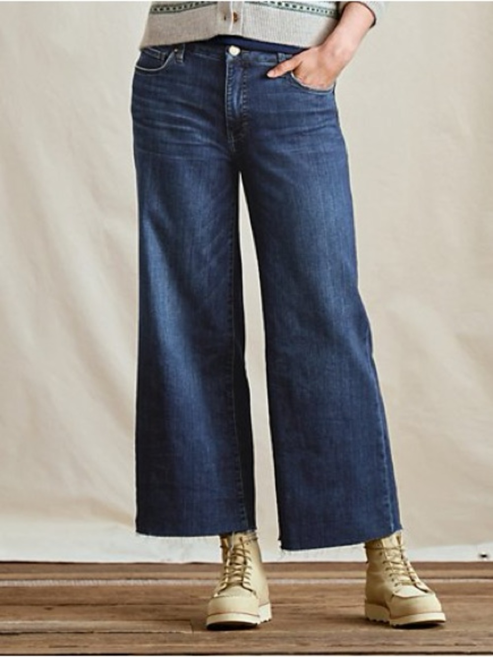 Kut from the Kloth Indigo Wide-Leg Cropped Jeans